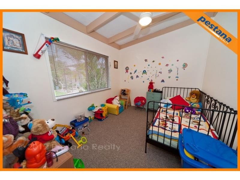 18 Roseash Street, Logan Central QLD 4114