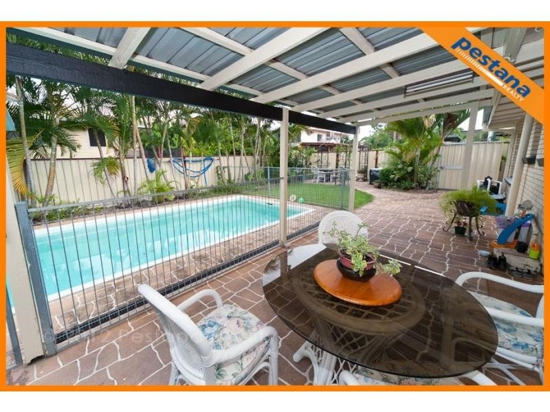 18 Roseash Street, Logan Central QLD 4114