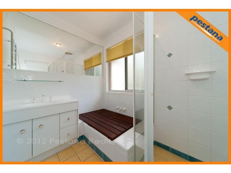 4 Teresa Court, Springwood QLD 4127