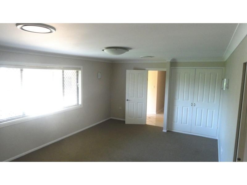 10 Petringa Crescent, Springwood QLD 4127