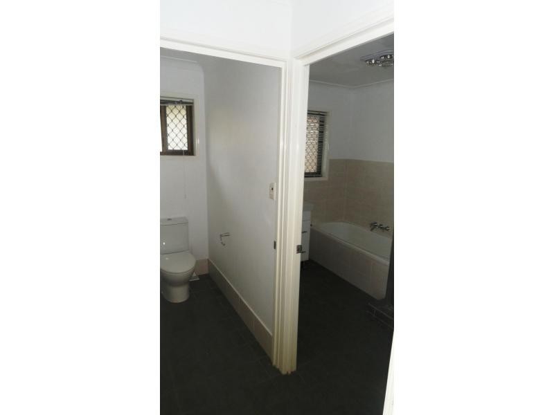 10 Petringa Crescent, Springwood QLD 4127