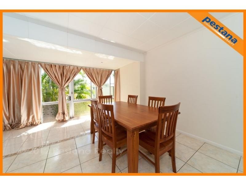 3 Shannon Street, Woodridge QLD 4114