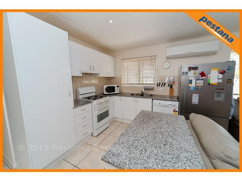 3 Shannon Street, Woodridge QLD 4114