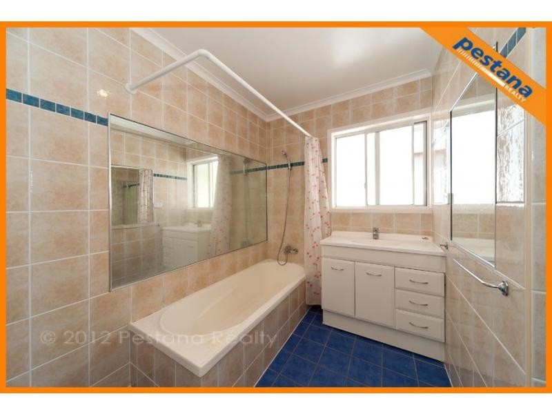 3 Shannon Street, Woodridge QLD 4114