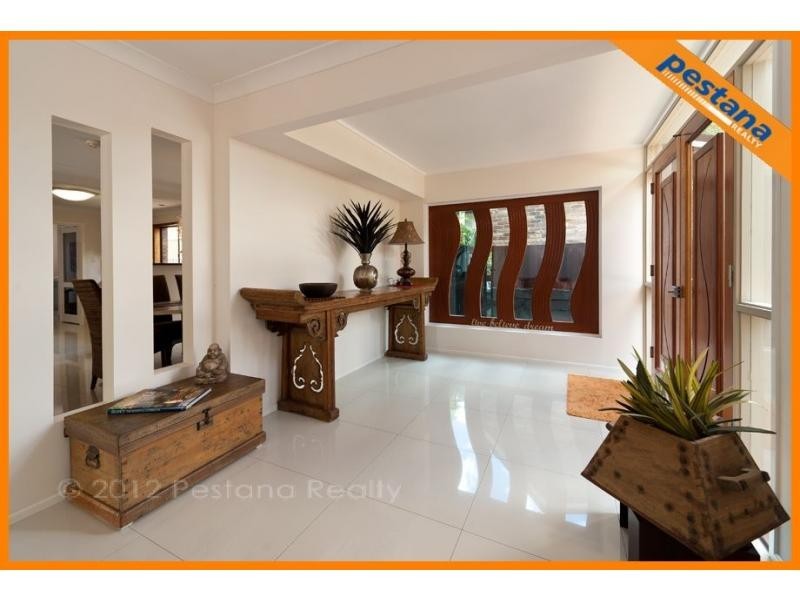3 Lockleys Crescent, Rochedale South QLD 4123