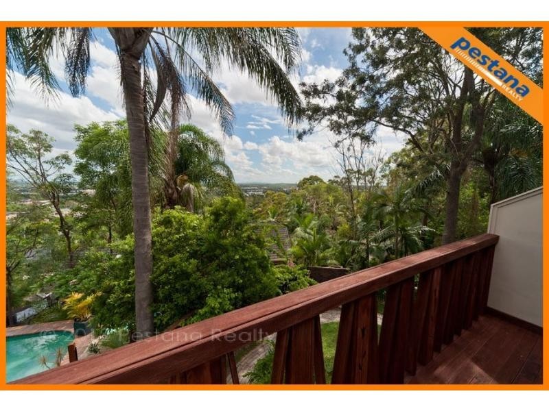 3 Lockleys Crescent, Rochedale South QLD 4123