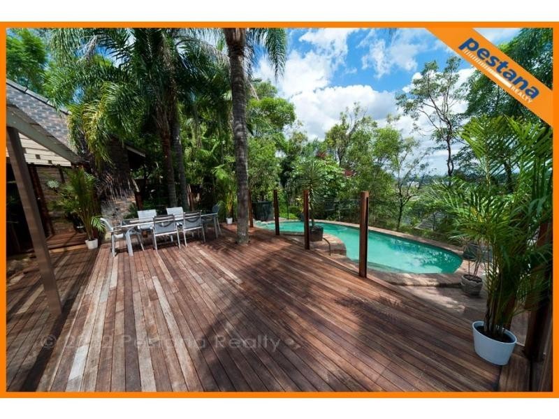 3 Lockleys Crescent, Rochedale South QLD 4123