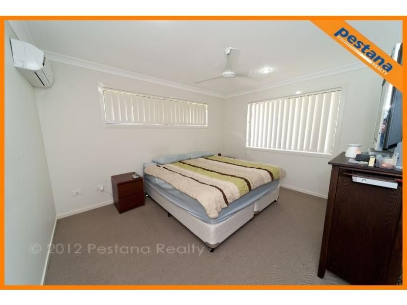 10 Easy Street, Loganholme QLD 4129