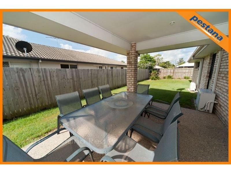 10 Easy Street, Loganholme QLD 4129