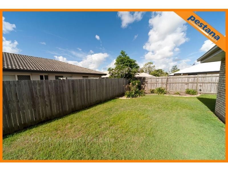 10 Easy Street, Loganholme QLD 4129