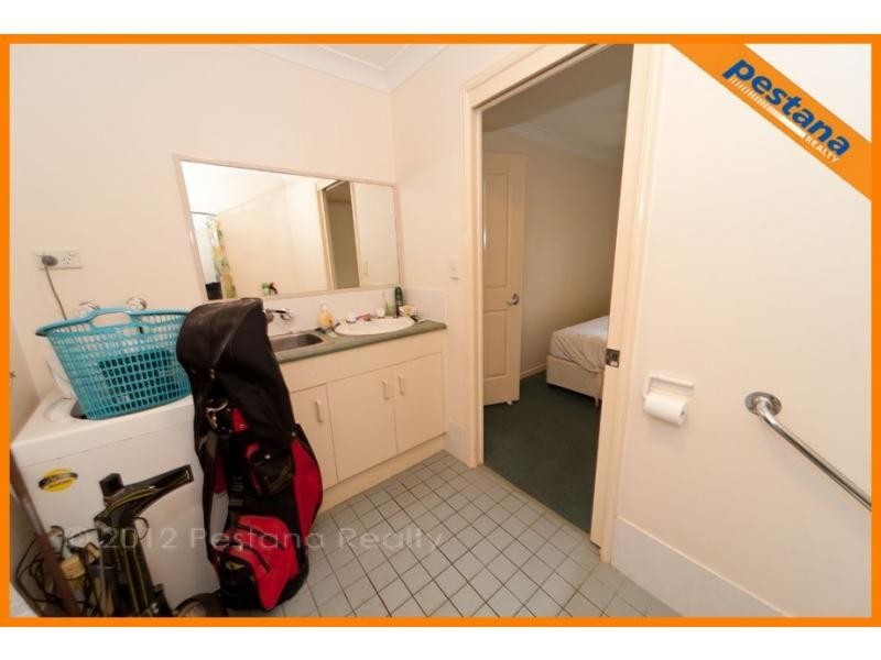 3 & 8/34 Garfield Road, Logan Central QLD 4114