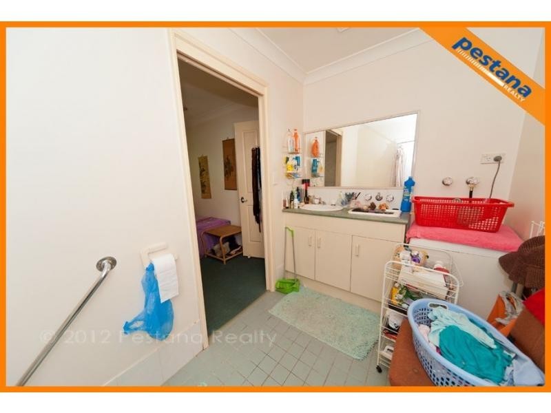 3 & 8/34 Garfield Road, Logan Central QLD 4114