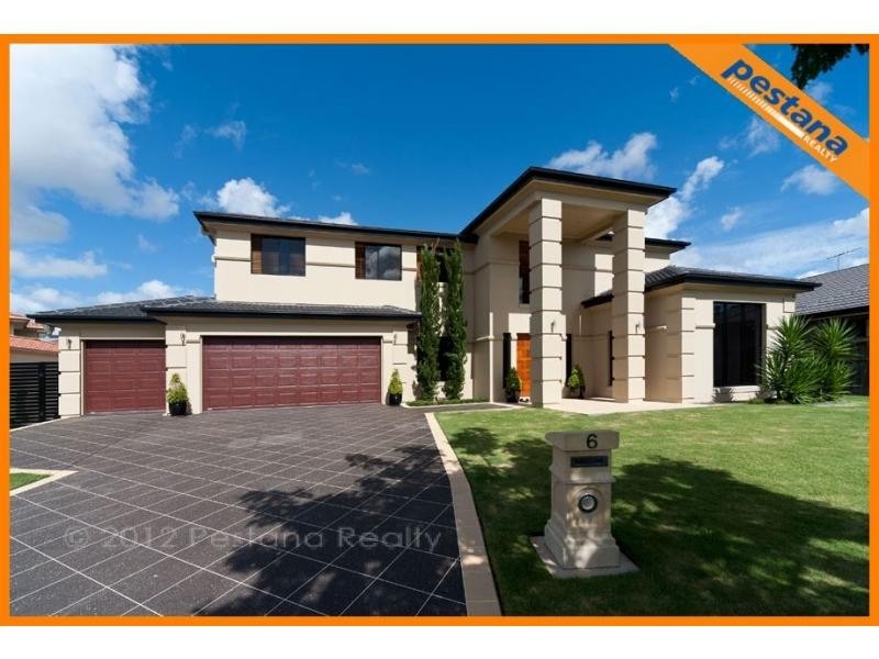 6 The Avenue, Windaroo QLD 4207