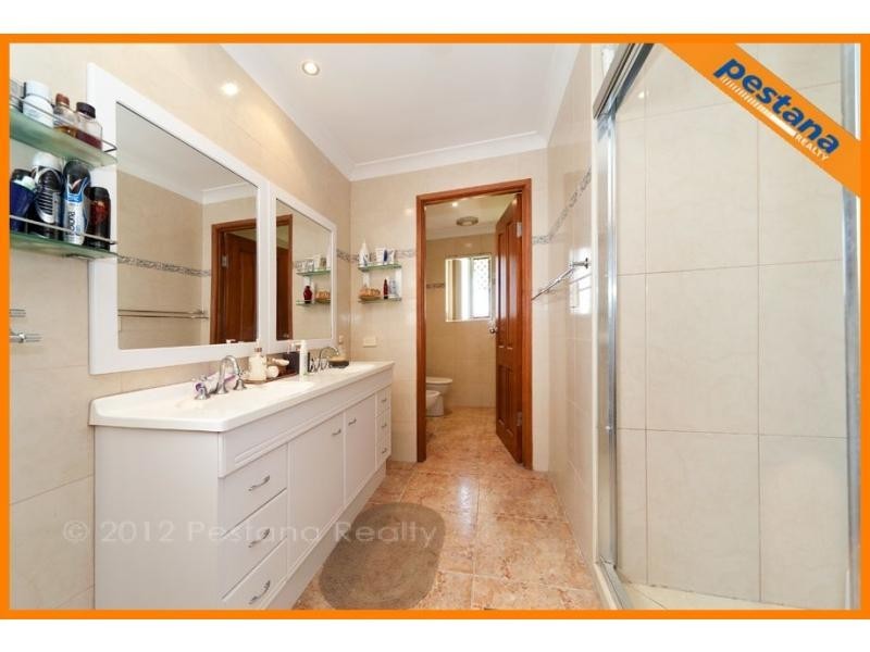 Meadowbrook QLD 4131