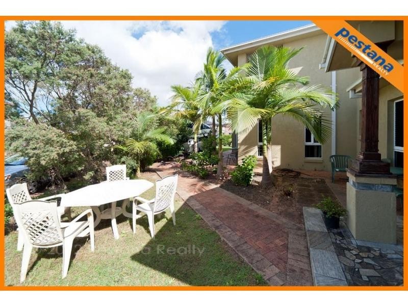 Meadowbrook QLD 4131