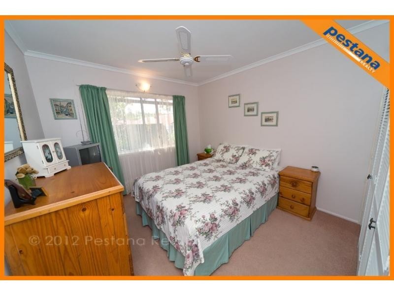 49 Barbaralla Drive, Springwood QLD 4127