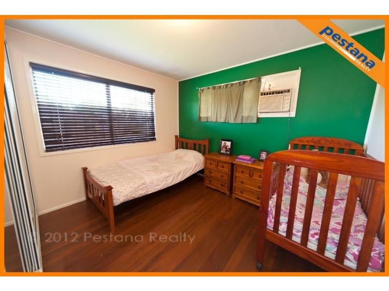 11 Claverton Street, Woodridge QLD 4114