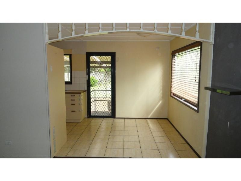 4 Lynngold Street, Woodridge QLD 4114