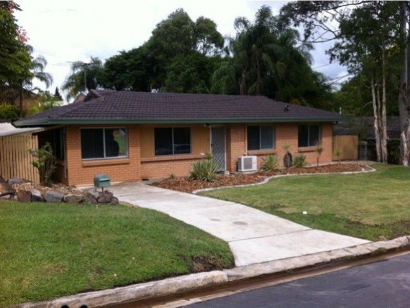 17 Laurinda Crescent, Springwood QLD 4127