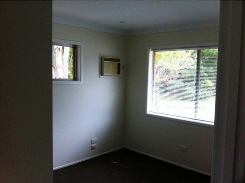 17 Laurinda Crescent, Springwood QLD 4127