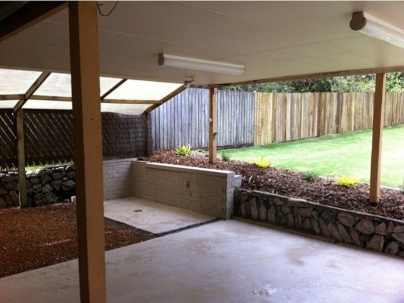 17 Laurinda Crescent, Springwood QLD 4127