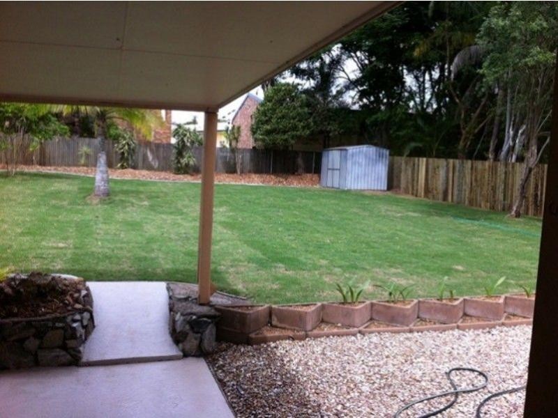 17 Laurinda Crescent, Springwood QLD 4127