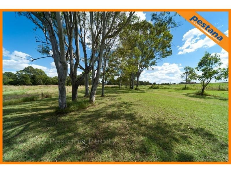 11 Danyenah Street, Loganholme QLD 4129