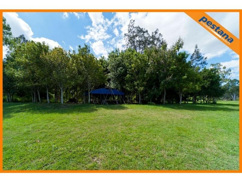 11 Danyenah Street, Loganholme QLD 4129