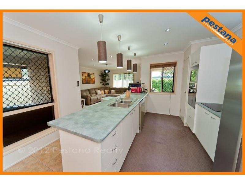 101A Morden Road, Sunnybank Hills QLD 4109