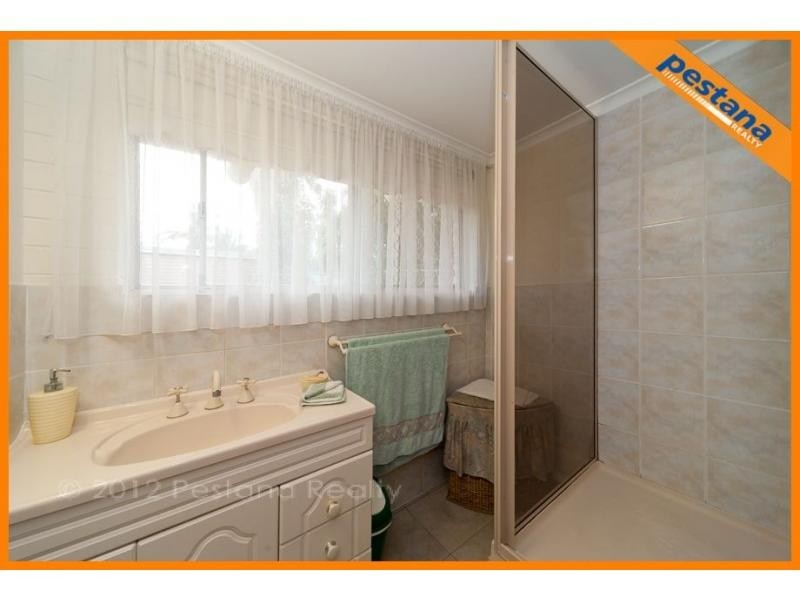 2 Lisbeth Street, Springwood QLD 4127