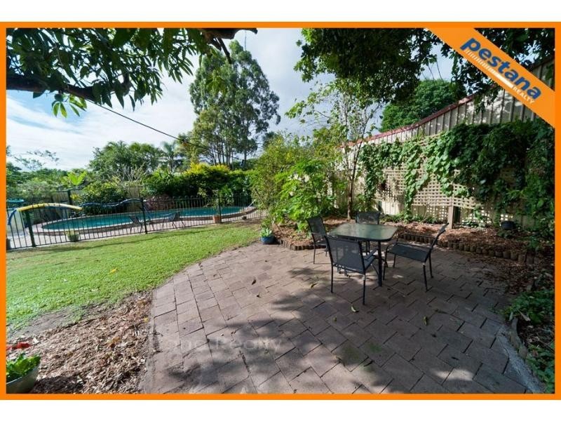 8 Koobil Street, Rochedale South QLD 4123