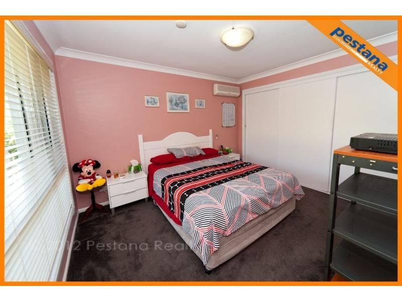 31 Crozier Crescent, Meadowbrook QLD 4131