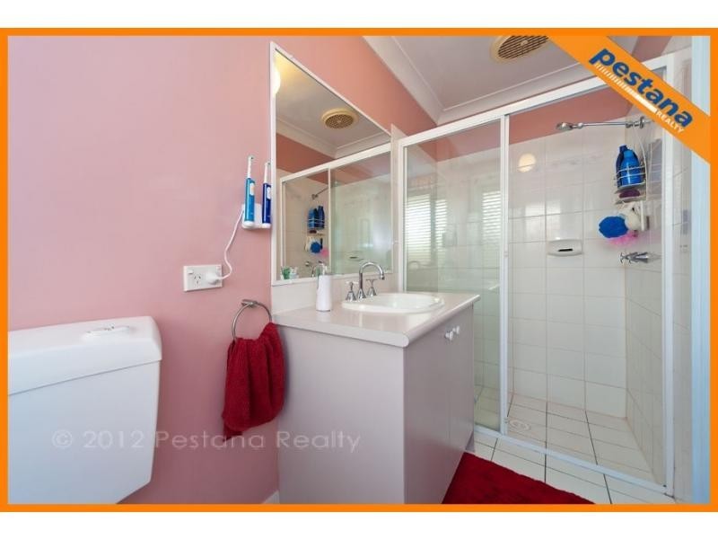 31 Crozier Crescent, Meadowbrook QLD 4131