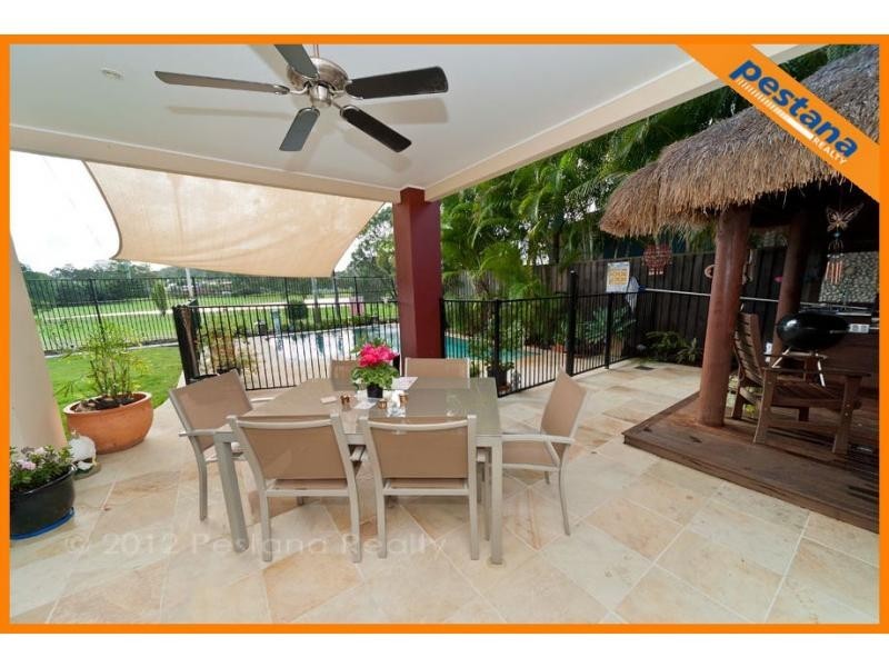 31 The Avenue, Windaroo QLD 4207