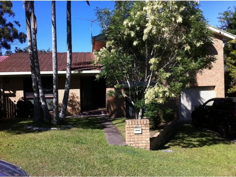 1 Elwyn Court, Springwood QLD 4127
