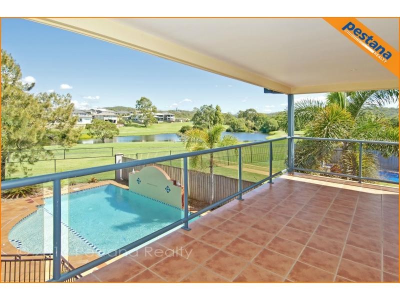 7 The Avenue, Windaroo QLD 4207