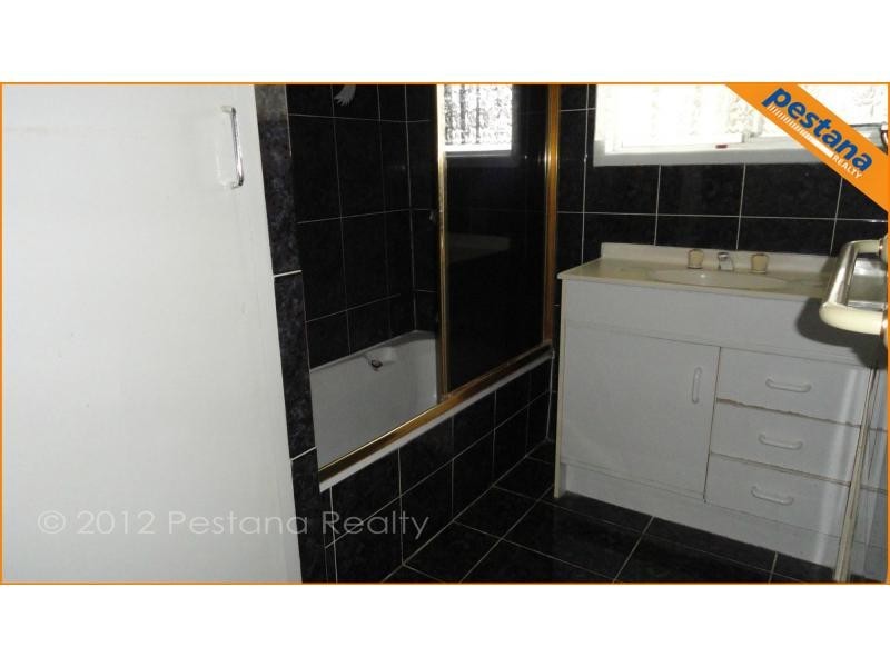 30 Kelvin Street, Woodridge QLD 4114