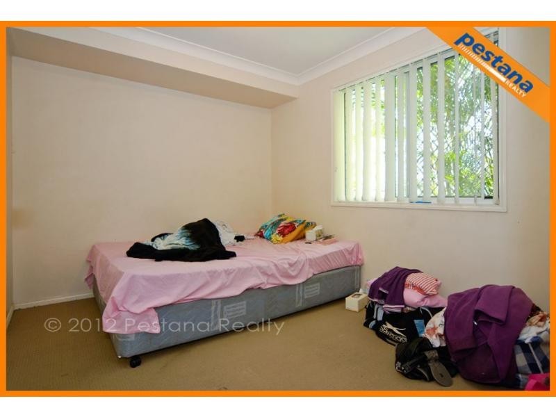 8 Kao Street, Marsden QLD 4132