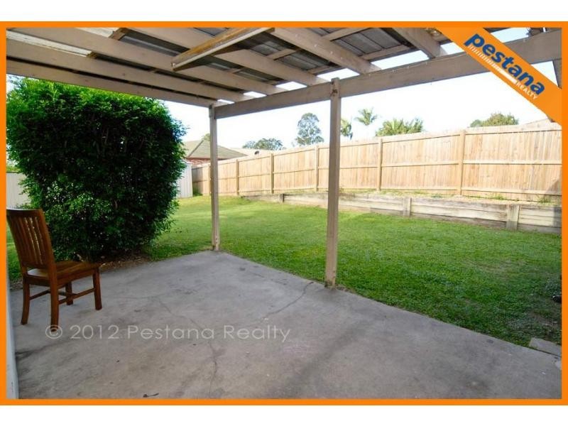 8 Kao Street, Marsden QLD 4132