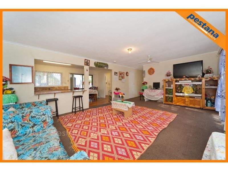 75 Mayes Avenue, Kingston QLD 4114