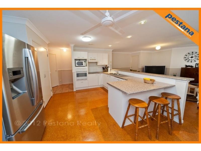 Meadowbrook QLD 4131