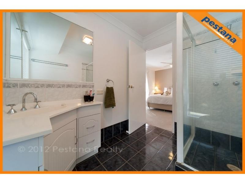 Meadowbrook QLD 4131