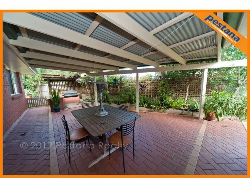 39 Crozier Crescent, Meadowbrook QLD 4131