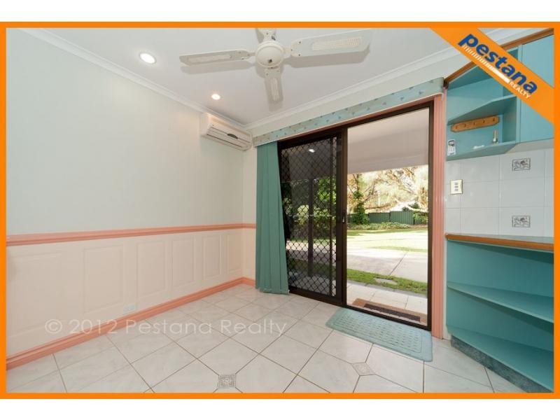 8 Goenoeng Drive, Tanah Merah QLD 4128