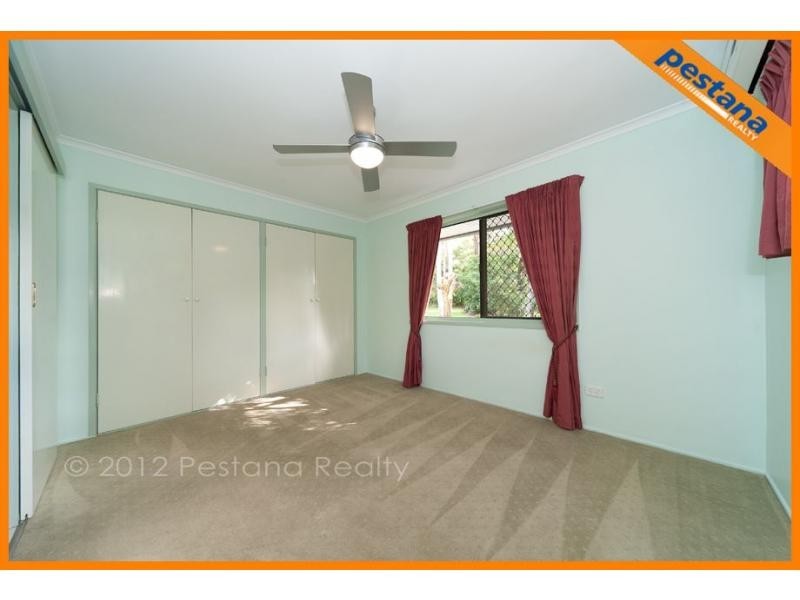 8 Goenoeng Drive, Tanah Merah QLD 4128