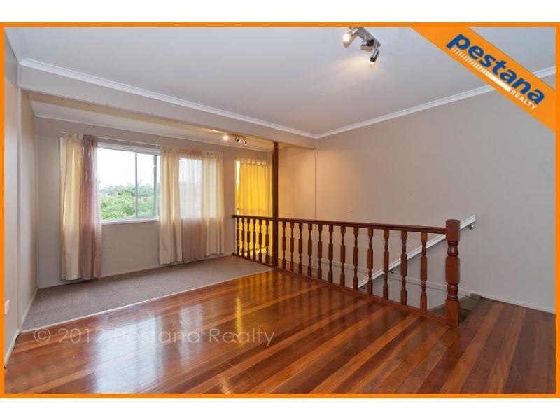 14 Hibiscus Street, Kingston QLD 4114