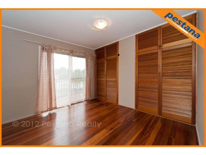14 Hibiscus Street, Kingston QLD 4114