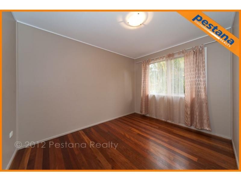 14 Hibiscus Street, Kingston QLD 4114