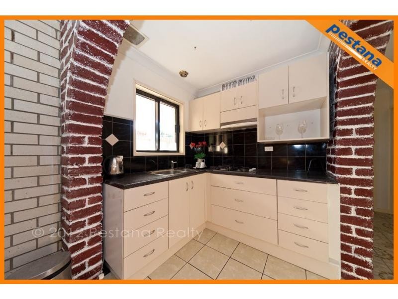 37 Pompadour Street, Sunnybank Hills QLD 4109