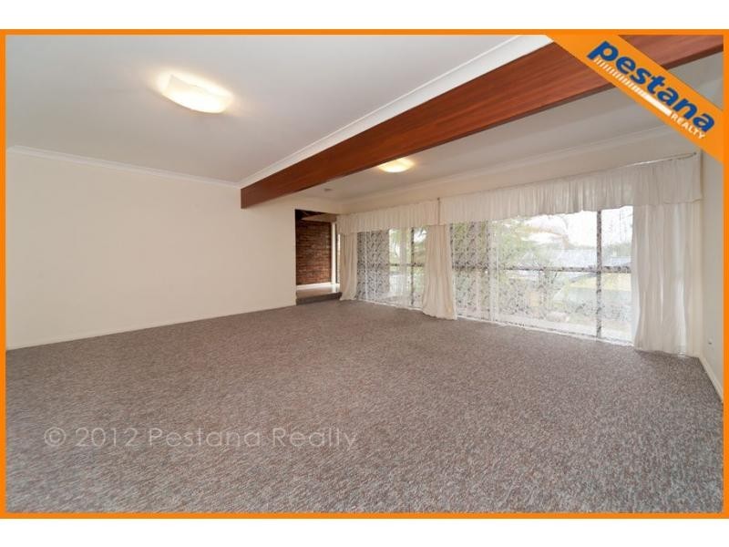 203 Springwood Road, Springwood QLD 4127